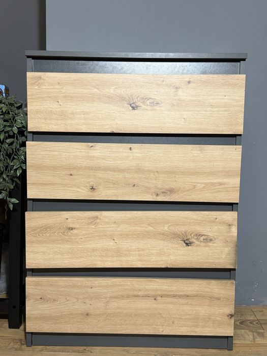 szara komoda do pokoju