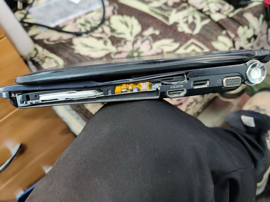 Ноутбук Sony на запчасти