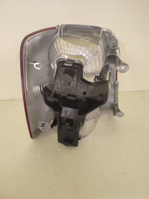 Lampa Tył Prawa VW Touran I Lift Nowa 07r-10r Oryginał