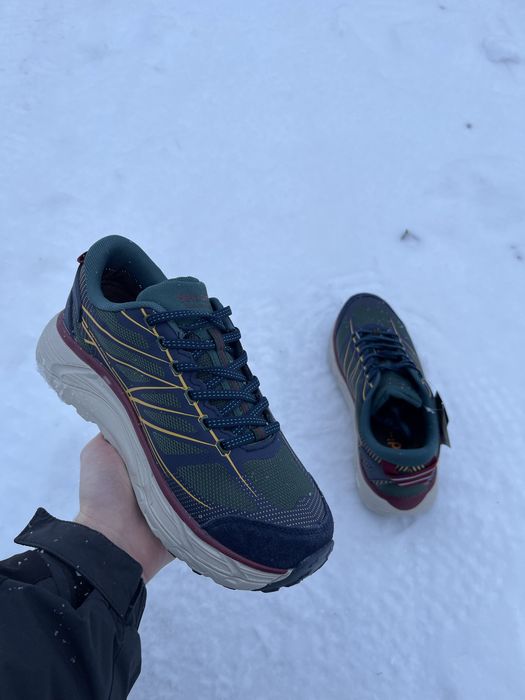 Чоловічі кросівки