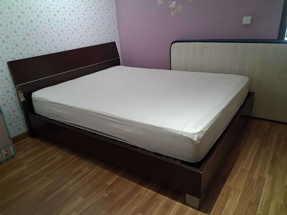 Cama  de  casal.