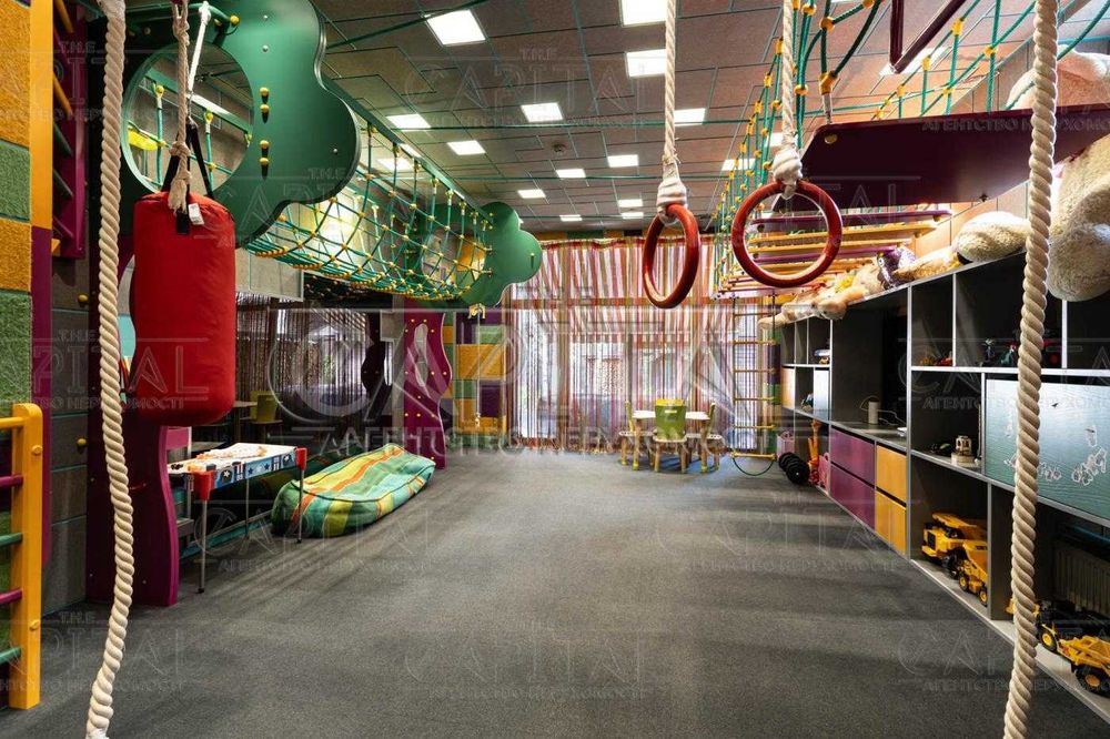 Продаж 5к   Будинку 700м2  вул. Лісова, Романків КМ Сонячна Долина