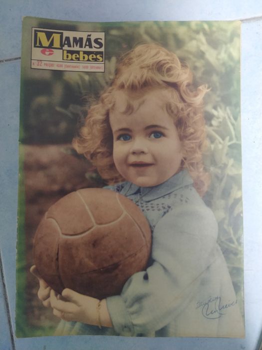 33 Revistas "Mamãs e bebés - a revista figurino" dos anos 60 e 70