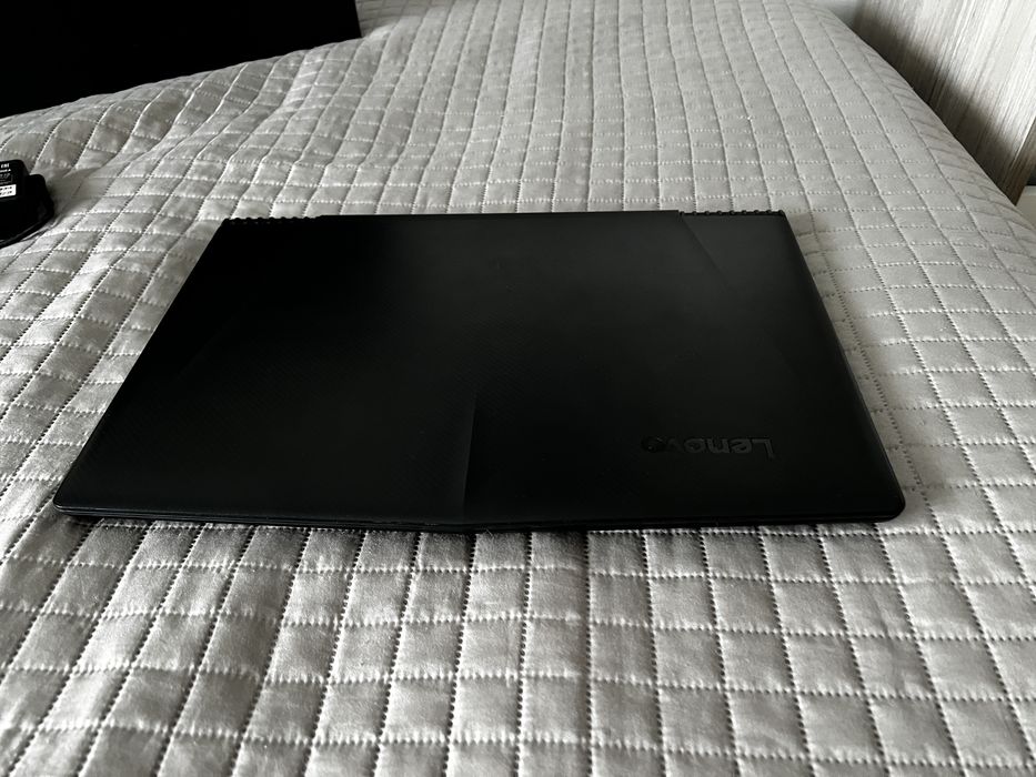 Portátil Lenovo Y520 com 1060