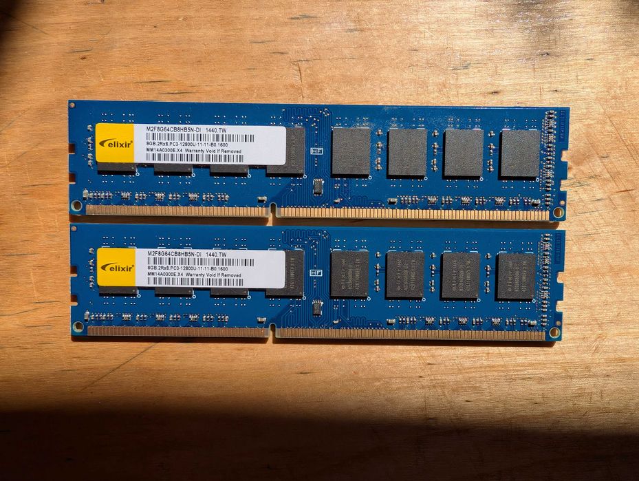 RAM DDR3 firmy Elixir o 2x8GB