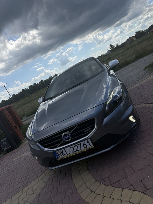 Volvo V40