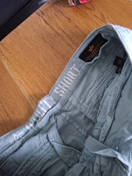 Spodenki alpha industries rozmiar 32