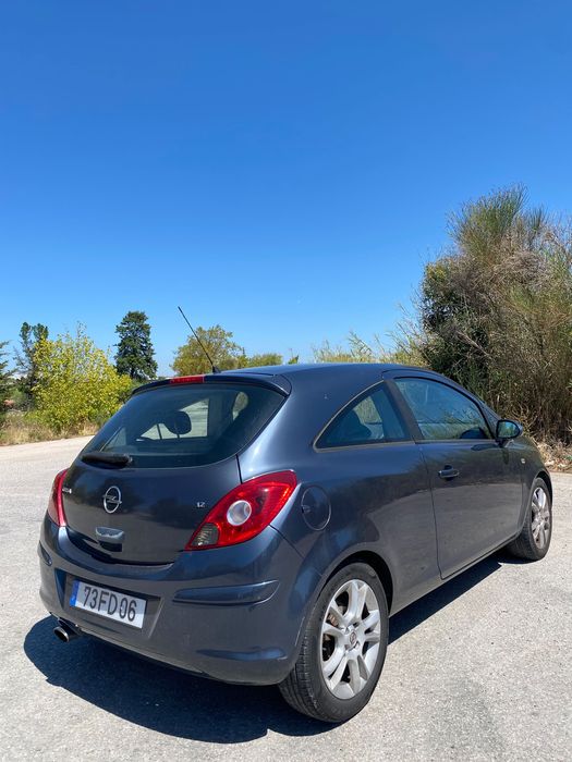 Opel Corsa D 1.2 Gasolina – 2008 | 100.000 km
