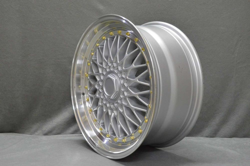 Felgi DARE RS 18" 8J ET42 4x100/5x100 SL Golden Rivets