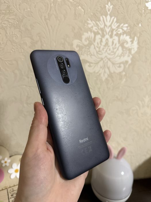 Робочий б/у телефон Redmi 9 32 ГБ