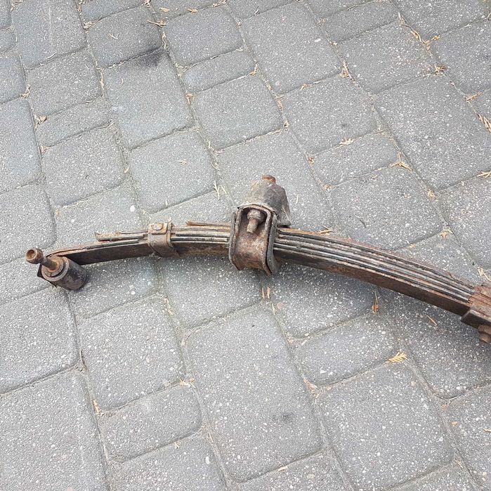 resor uchwyt mocowanie wspornik fiat 126p maluch oryginał po 13 tys km