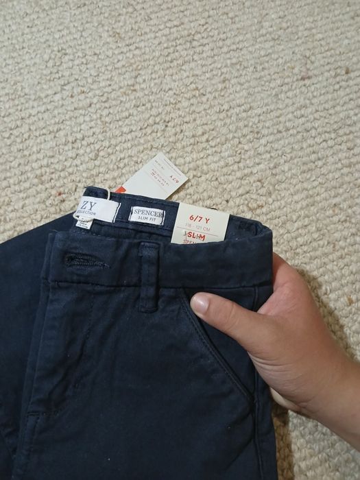 Calças elegantes para criança