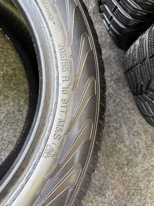 Автошини колеса резина 205/55 R16 Vredestein SnowTrac 3 всесезонні