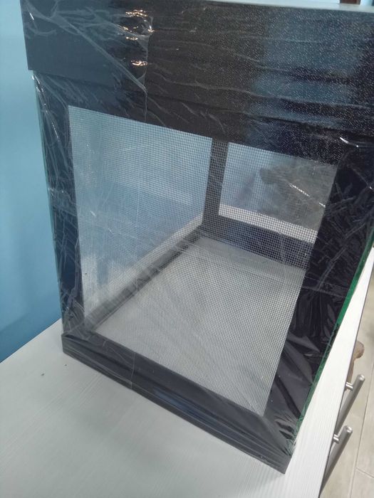 Інсектаріум для павуків, жабок