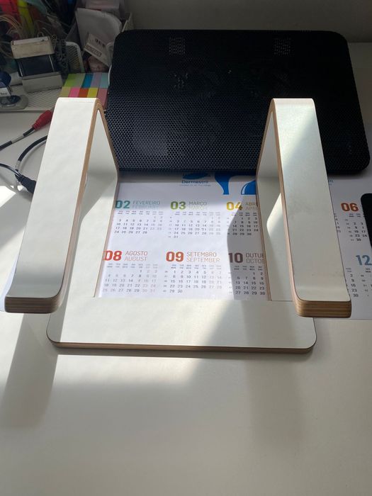 Suporte para portátil IKEA