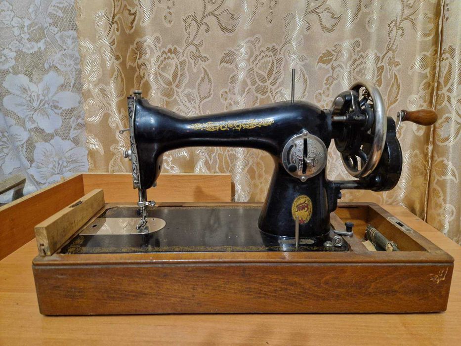 Швейна машинка ПМЗ ім.Калініна (Подолка)