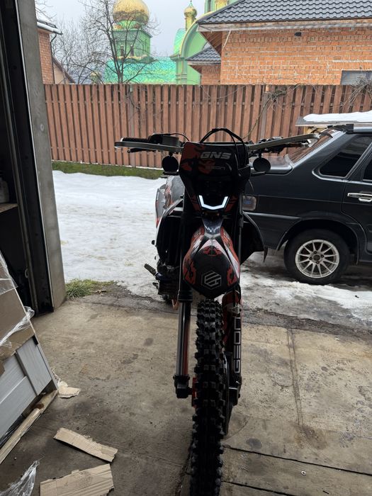 Цікавить обмін на уові лайт кт-300 2024 года випуску бажоно ідеальоног