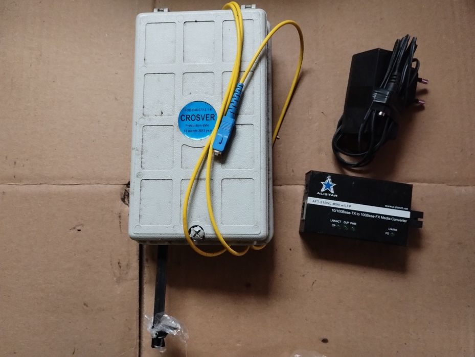 Медіа конвертор + оптичний бокс та блок живлення