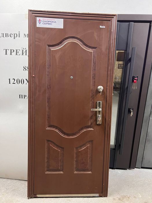 Входные даери б/у