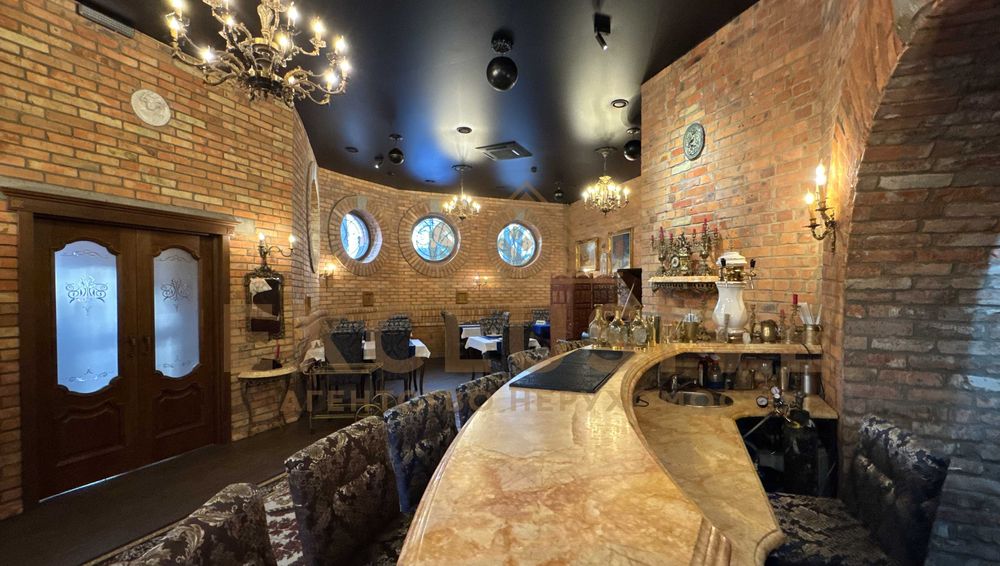 Продаж ПРИМІЩЕННЯ ресторану "TOWER": інвестиція у престиж та успіх!