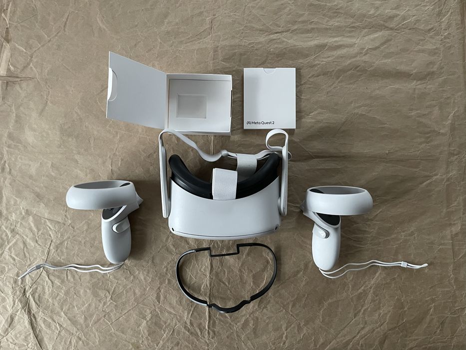 Oculus Meta Quest 2 128GB очки виртуальной реальности