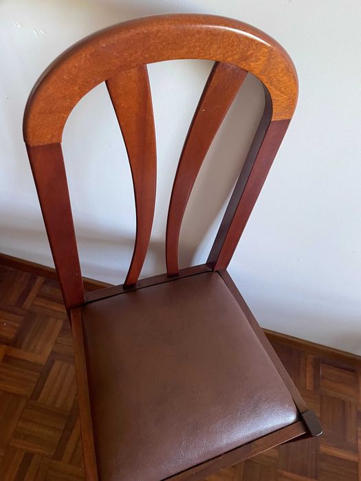 Sala de Jantar Completa Móvel + Mesa + 6 Cadeiras | Excelente Estado
