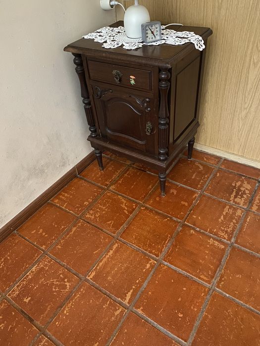 Cama de Casal em Madeira massiça