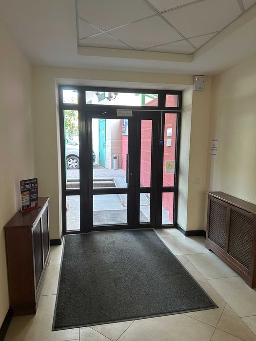 продаж офісу в БЦ на Преображенській 23