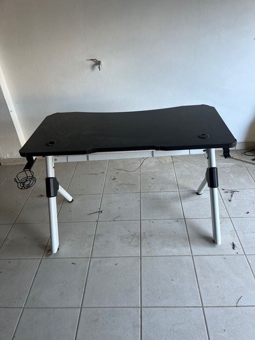 Mesa Gaming Matrcis YDESK RGB