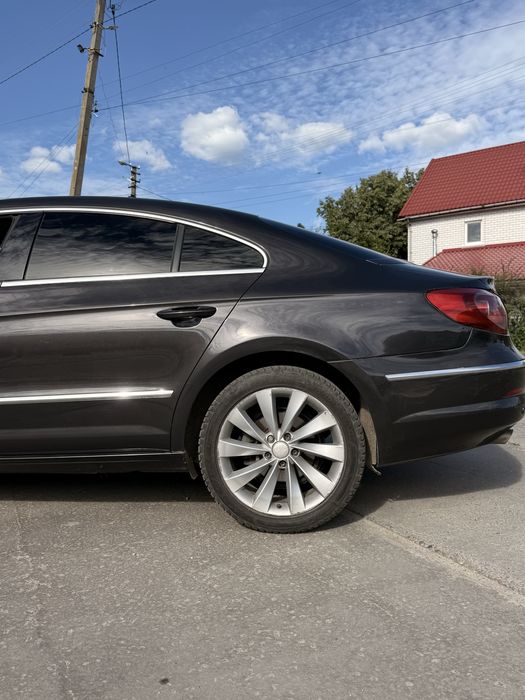 Volkswagen passat cc 2010 року
