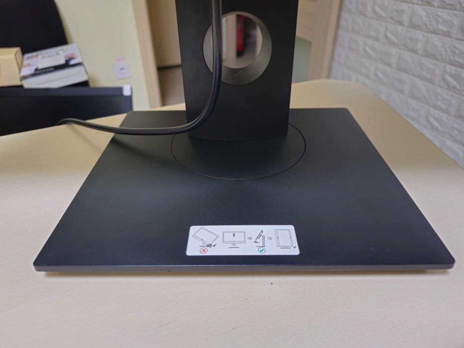 Моноблок DELL OptiPlex 7450 Core i5-7500/DDR4 8Gb/SSD 256Gb