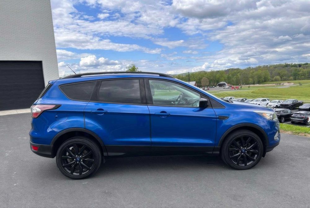 Ford Escape Se      2017
