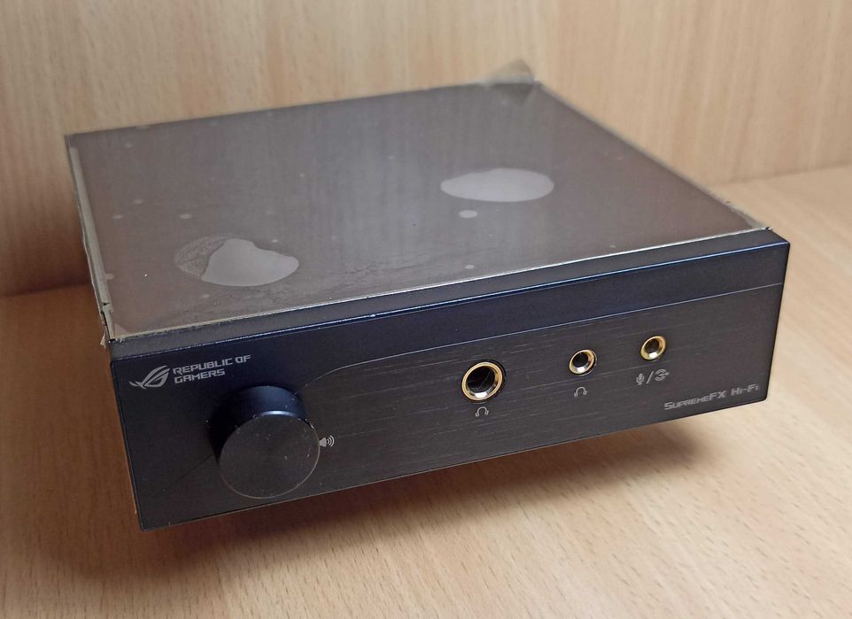 Звукова карта, аудіо інтерфейс ASUS  5,25 inch.