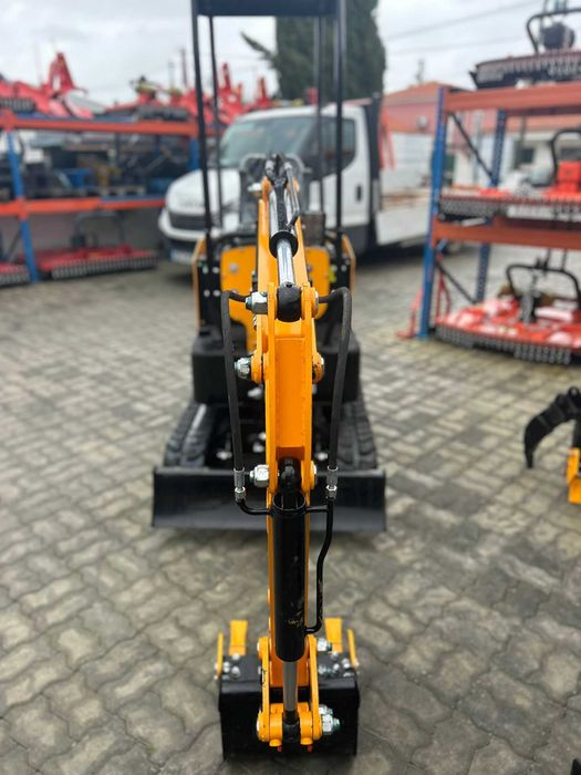 Mini Escavadora TRS Giratória HT12 – 4.800€ | Entrega Gratuita