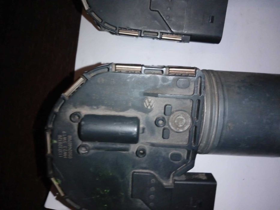 Pneus 225/50 r17 245/45 r17  + Bombites do Travão Elétrico + Motores das Escovas do Limpa Vidros