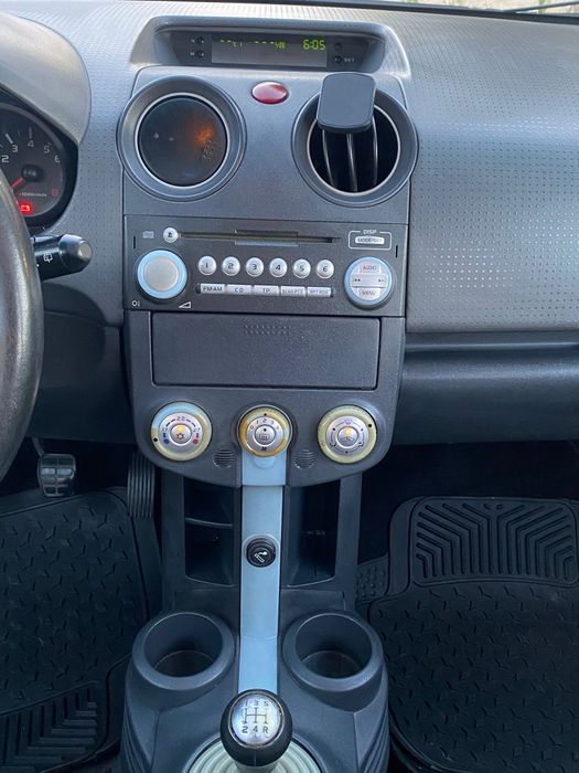 Mitsubishi Colt 1.2i Super Econômico