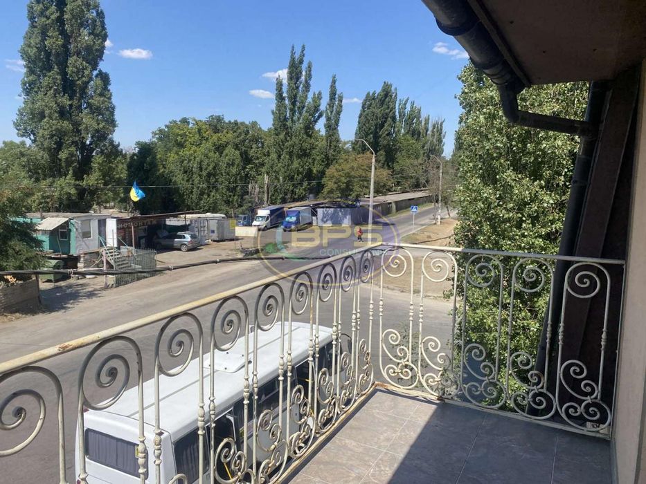 Продам окремо расташовану будівлю