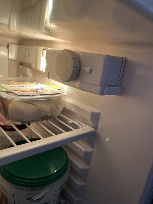 Lodówka Polar CZ235