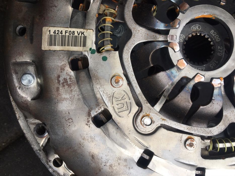 Renault scenic 2 megane 2 1.9 щеплення 1.5 2.0 маховык демпфер двумаса