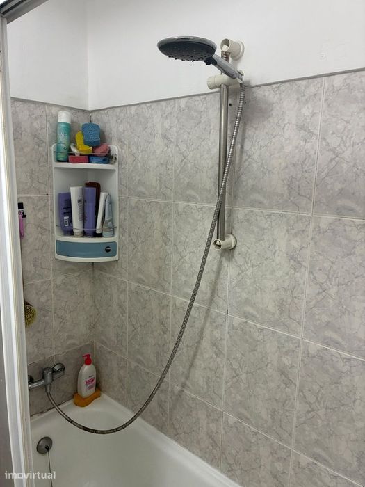 Apartamento T2 na Rua da Fenache, Caparica