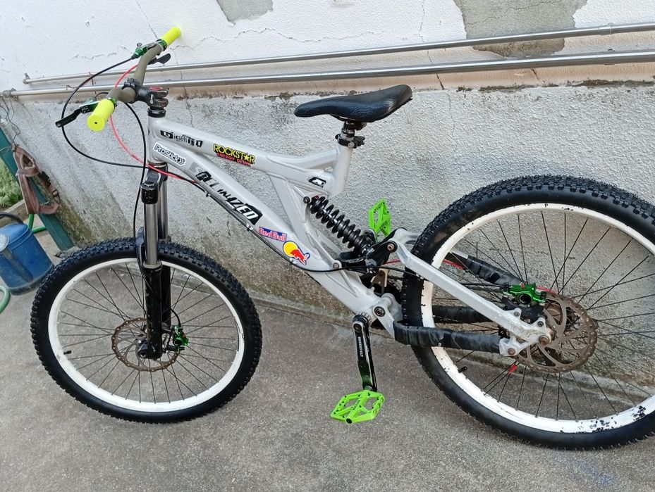 Vendo Big hit razoável