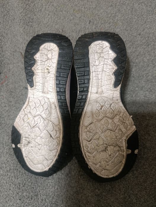 Кросовки женские 36р