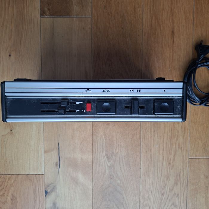 Stare radio magnetofon Unitra MK 235