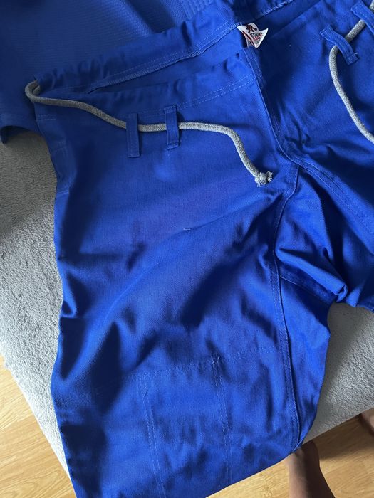 Kimono de Jiu-Jitsu Novo (Nunca usado)