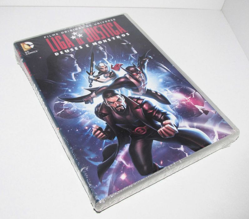 Liga Da Justiça "Deuses e Monstros" Filme DVD