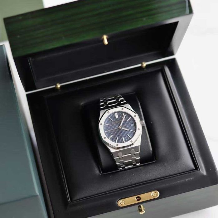 Nowy_Zegarek_Audemars Piguet_ /Mechanizm-błękit