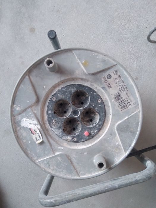 Przedłużacz bębnowy elektryczny 25 m