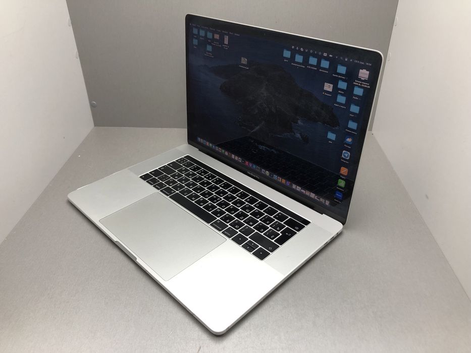 MacBook Pro 15.4” 2017 (i7/16GB/256GB/ HD Graphics 630) Space Gray