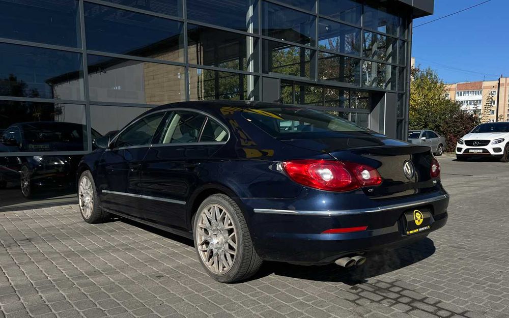 Volkswagen CC 2011