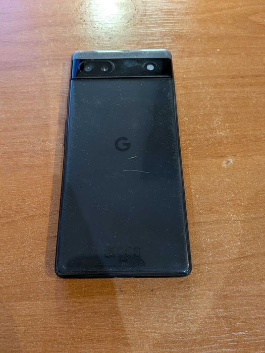 Smartfon Google Pixel 6a